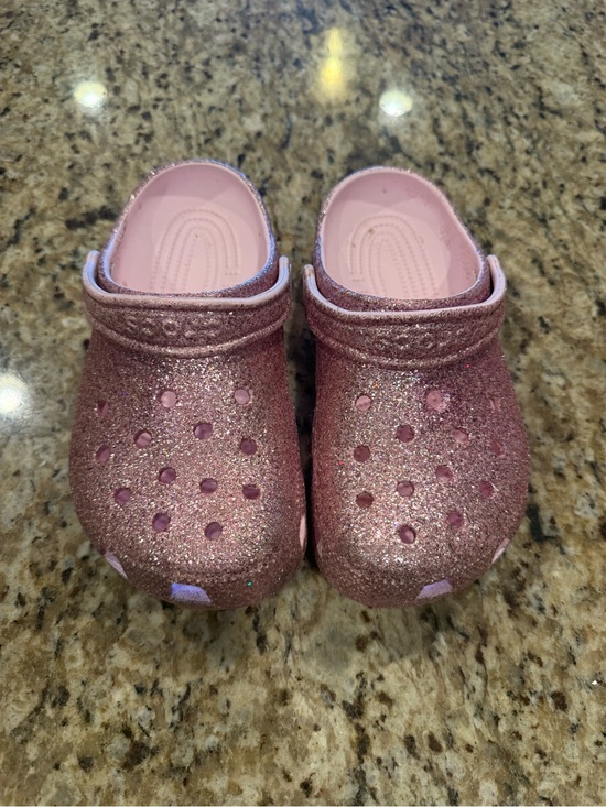 CROCS Other - Sz3 CROCS Kids Glitter Clog - Pink